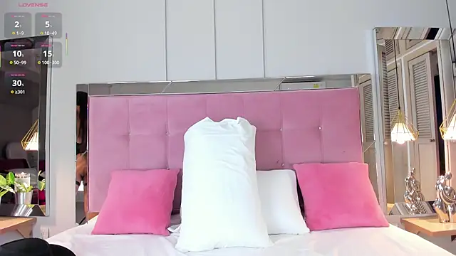 Ahincale online show from 10/24/25, 07:54