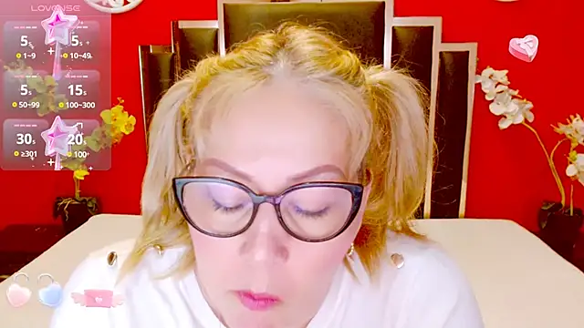 Nayla Garner online show from 02/16/25, 07:27