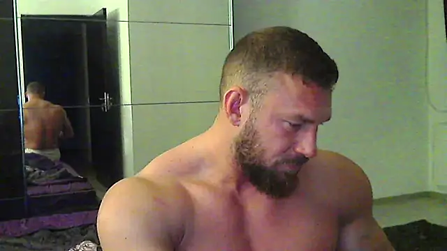 muscularkevin online show from 05/05/26, 03:03