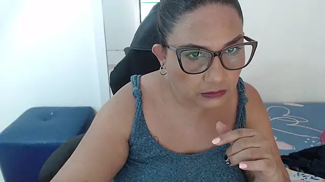 Katha Marck online show from 05/02/26, 05:51