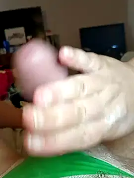 Snapshot of begood4daddy2day chatting on 02/17/26, 07:16 begood4daddy2day online show from 02/17/26, 07:16