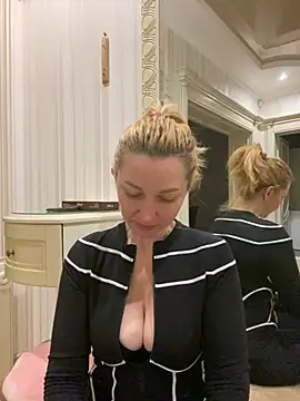 Amazoniiaa online show from 01/28/25, 02:31