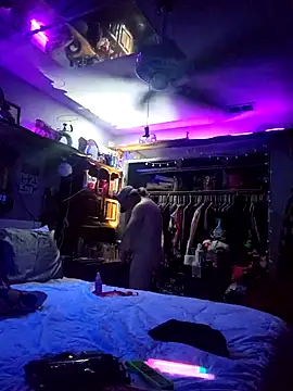 Hotredheadandtoungelasher online show from 02/23/26, 12:35