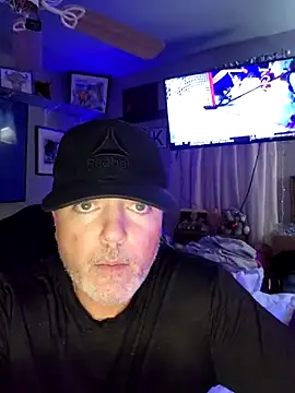 Hotredheadandtoungelasher online show from 05/15/26, 12:56