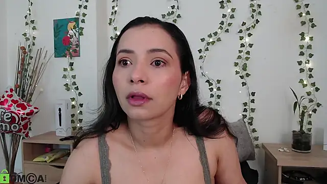 Snapshot of lairenbabe chatting on 06/08/26, 11:32 lairenbabe online show from 06/08/26, 11:32
