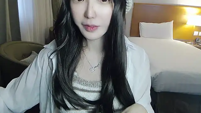 Snapshot of TBgril chatting on 01/10/26, 08:05 TBgril online show from 01/10/26, 08:05