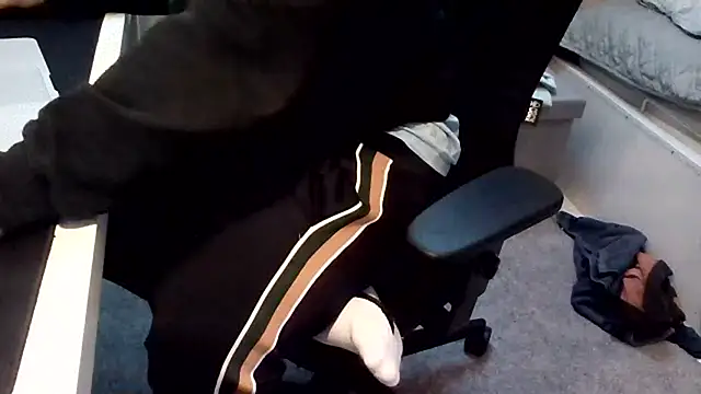 Snapshot of Luishorny19 chatting on 12/08/24, 02:19 Luishorny19 online show from 12/08/24, 02:19