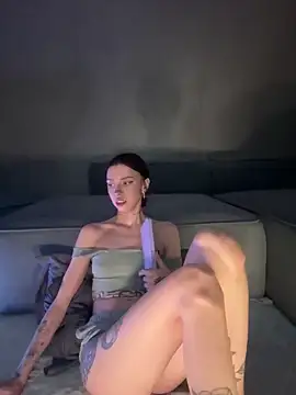 Bastet online show from 10/31/25, 08:43