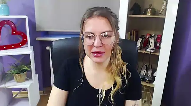 Zoey Erotic online show from 12/23/24, 07:17