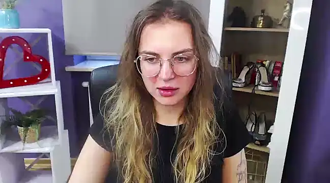 Zoey Erotic online show from 12/27/24, 08:56