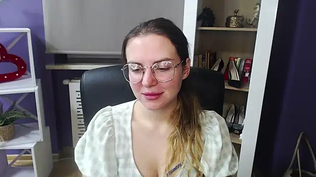 Zoey Erotic online show from 01/18/25, 05:31