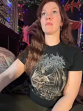 courtneyoccult online show from 11/18/25, 06:07