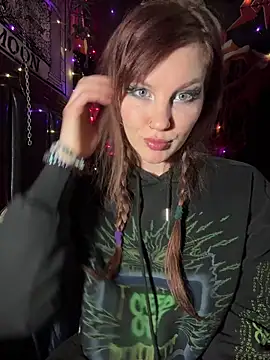 courtneyoccult online show from 12/14/25, 11:20