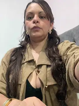 Kataliina online show from 03/09/25, 01:46