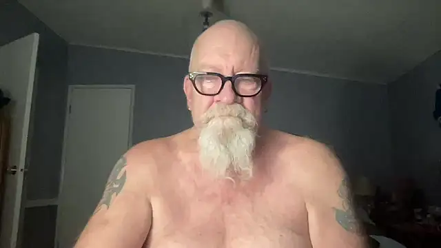 Snapshot of kcbace61760 chatting on 01/10/26, 04:03 kcbace61760 online show from 01/10/26, 04:03