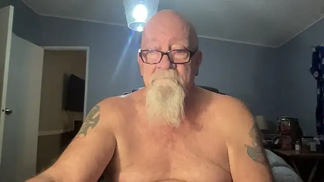 Snapshot of kcbace61760 chatting on 02/28/26, 01:39 kcbace61760 online show from 02/28/26, 01:39