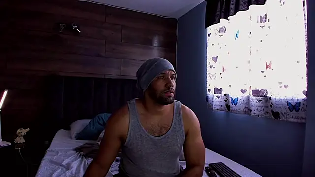 anthonylatynxd online show from 04/27/26, 03:43