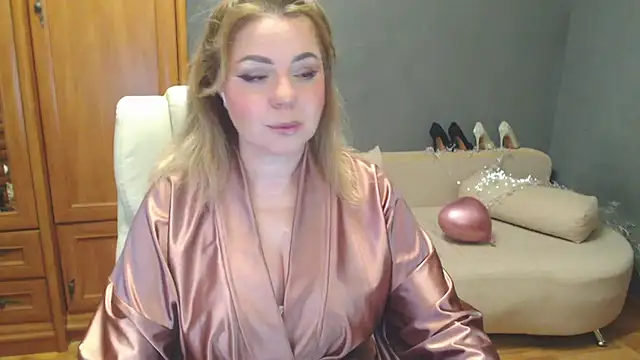 Cute sun online show from 05/10/26, 06:13