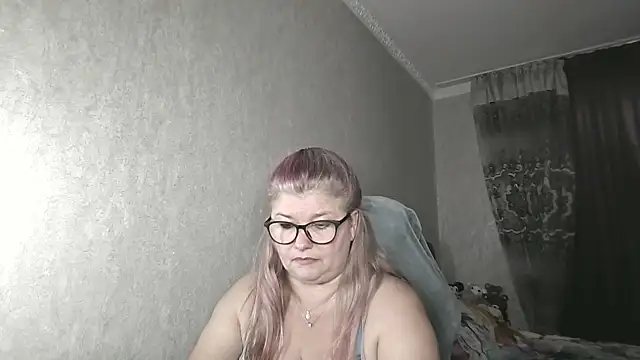 Snapshot of Diana_49 chatting on 07/07/26, 08:29 Diana 49 online show from 07/07/26, 08:29
