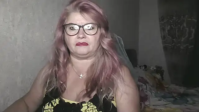 Snapshot of Diana_49 chatting on 07/08/26, 08:19 Diana 49 online show from 07/08/26, 08:19