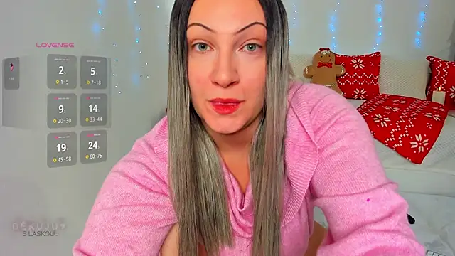 Snapshot of KVerunce chatting on 01/01/25, 09:09 KVerunce online show from 01/01/25, 09:09