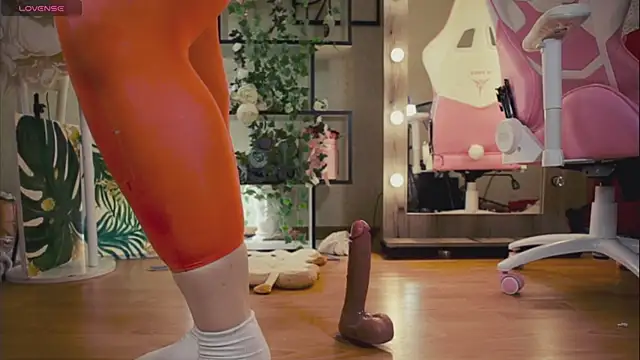 Chery Lady22 online show from 02/08/25, 08:20