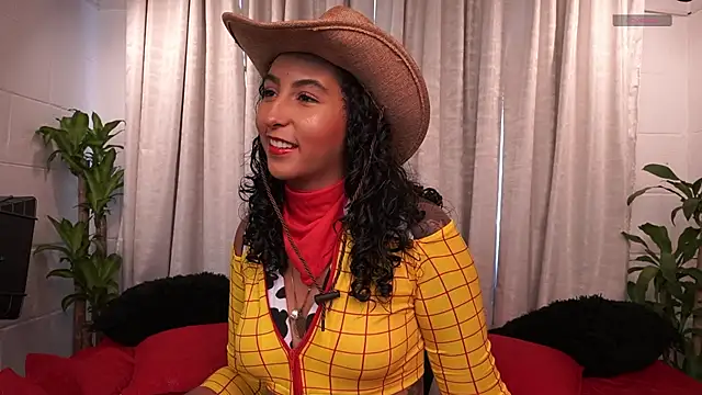 agatha collins  online show from 10/28/25, 07:27