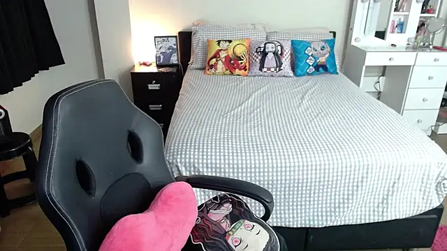 kittykat18x online show from 03/12/25, 11:22