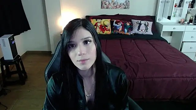 Snapshot of kittykat18x chatting on 04/27/26, 12:19 kittykat18x online show from 04/27/26, 12:19