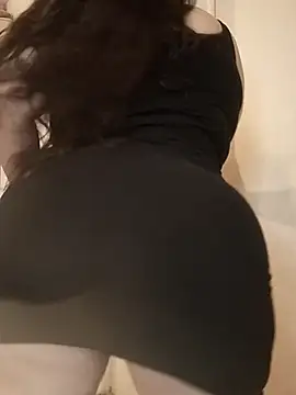 Snapshot of piiruwx chatting on 02/01/26, 01:42 piiruwx online show from 02/01/26, 01:42