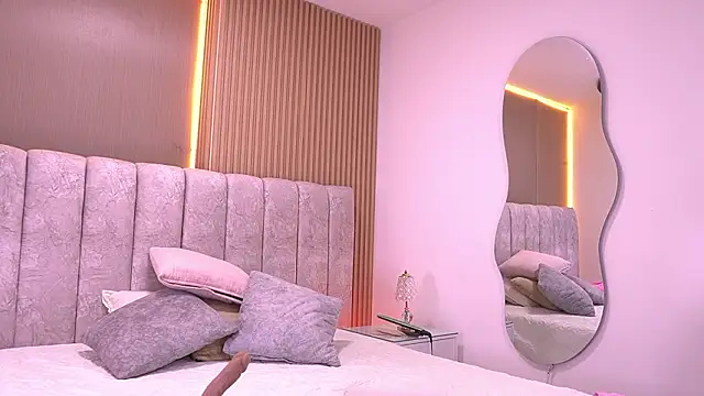 violeta aroca online show from 02/24/26, 03:04