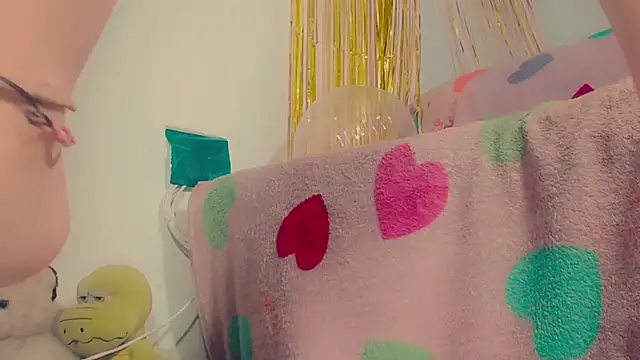 Snapshot of pauladaniels chatting on 09/28/25, 02:06 pauladaniels online show from 09/28/25, 02:06