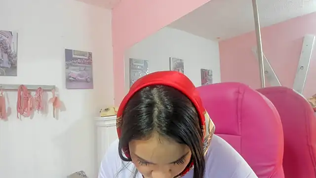 CAMILA--REY online show from 01/27/25, 04:43