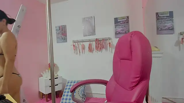 CAMILA--REY online show from 01/29/25, 10:58