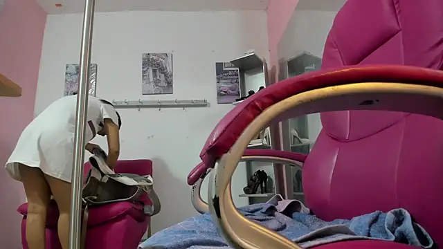 CAMILA--REY online show from 11/21/25, 11:53