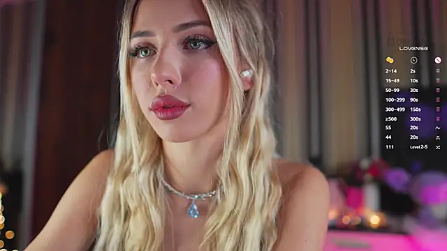 Snapshot of misstics_ chatting on 12/11/24, 08:58 misstics online show from 12/11/24, 08:58