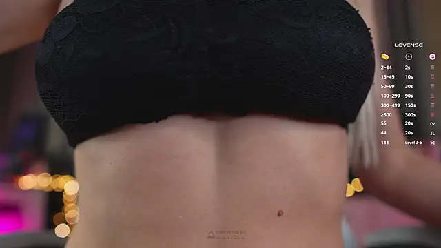 Snapshot of misstics_ chatting on 02/02/25, 05:26 misstics online show from 02/02/25, 05:26