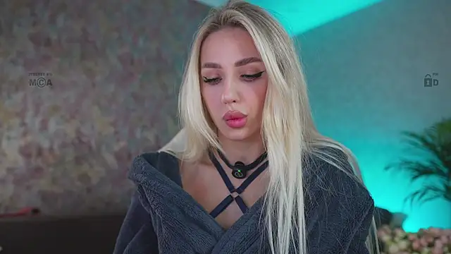 Snapshot of misstics_ chatting on 11/07/25, 02:28 misstics online show from 11/07/25, 02:28