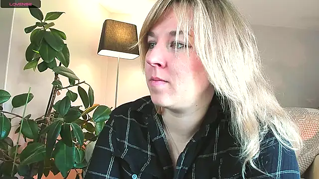 5 in one online show from 06/02/26, 04:47
