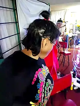 LaInsaciableIntensa online show from 10/26/25, 11:20