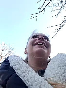 Snapshot of Keli_Jessi chatting on 01/04/25, 01:10 Keli Jessi online show from 01/04/25, 01:10