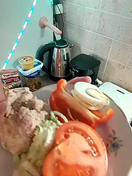 Snapshot of Keli_Jessi chatting on 02/05/25, 06:04 Keli Jessi online show from 02/05/25, 06:04