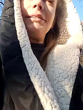 Snapshot of Keli_Jessi chatting on 02/08/25, 01:11 Keli Jessi online show from 02/08/25, 01:11