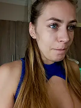 Snapshot of Keli_Jessi chatting on 02/09/25, 05:01 Keli Jessi online show from 02/09/25, 05:01