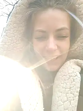 Snapshot of Keli_Jessi chatting on 02/10/25, 01:33 Keli Jessi online show from 02/10/25, 01:33