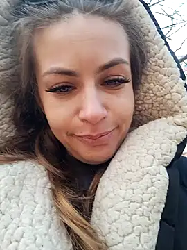 Snapshot of Keli_Jessi chatting on 02/17/25, 01:21 Keli Jessi online show from 02/17/25, 01:21