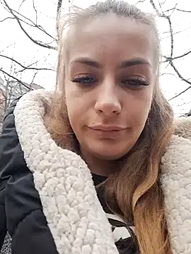 Snapshot of Keli_Jessi chatting on 03/03/25, 01:42 Keli Jessi online show from 03/03/25, 01:42