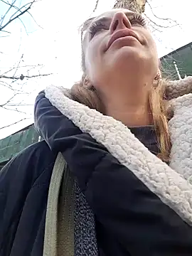 Snapshot of Keli_Jessi chatting on 03/04/25, 01:17 Keli Jessi online show from 03/04/25, 01:17