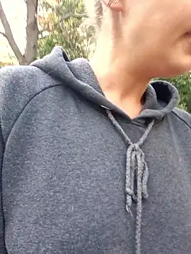 Snapshot of Keli_Jessi chatting on 09/18/25, 01:13 Keli Jessi online show from 09/18/25, 01:13