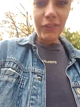 Snapshot of Keli_Jessi chatting on 09/29/25, 01:05 Keli Jessi online show from 09/29/25, 01:05